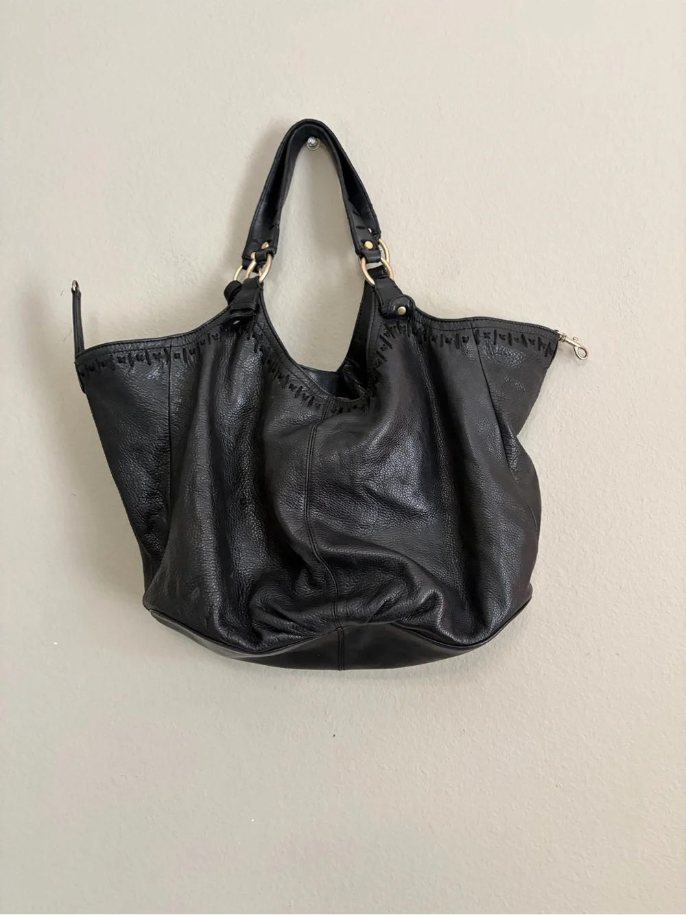 SIGRID OLSEN large black slouchy 100% leather hobo shoulder bag